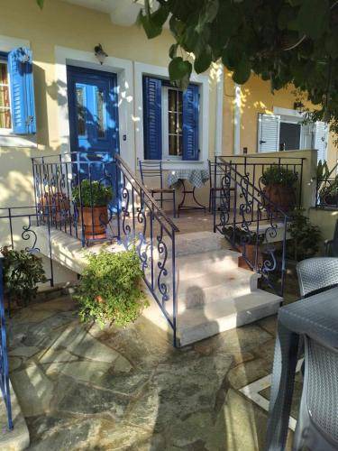 Karavomylos House | House ∙ 3 bedrooms ∙ 6 guests