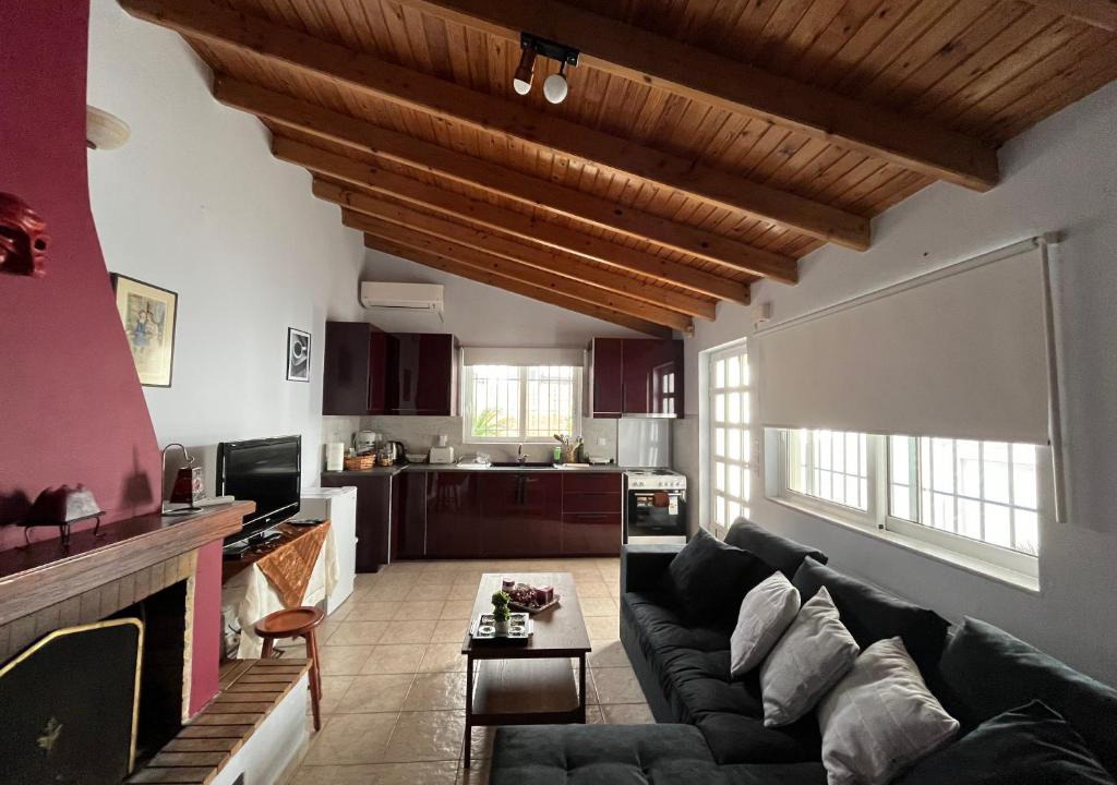 Spata-Artemida Apartment | House near the Athens Airport, Spata.