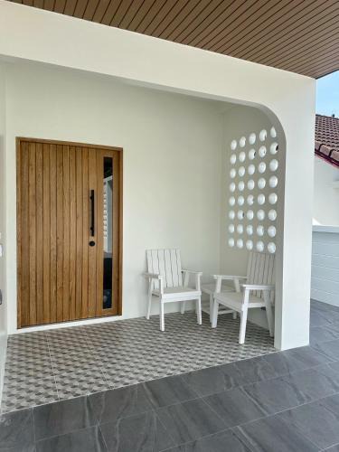 Si Sunthon House | House No 21-77 Near bangtao beach Phuket