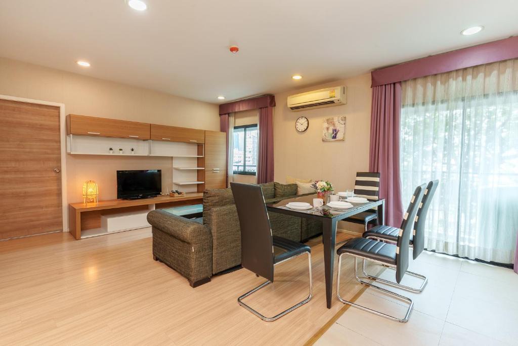 Ploenchit Apartment | IDEAL APT2@heart BKK-350m to BTS