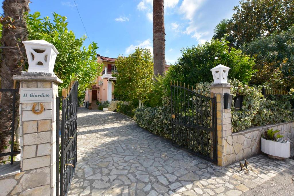 Corfu Town Apartment | Il giardino