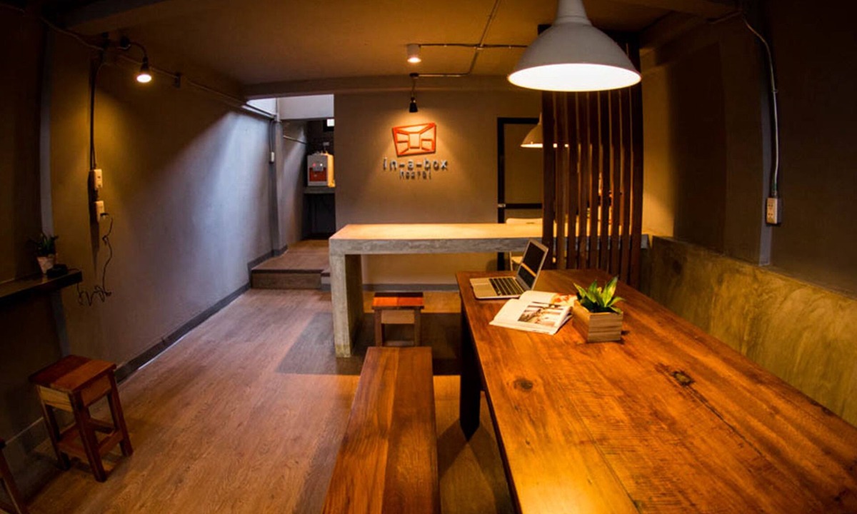 Pratunam Hostel | In A Box Hostel