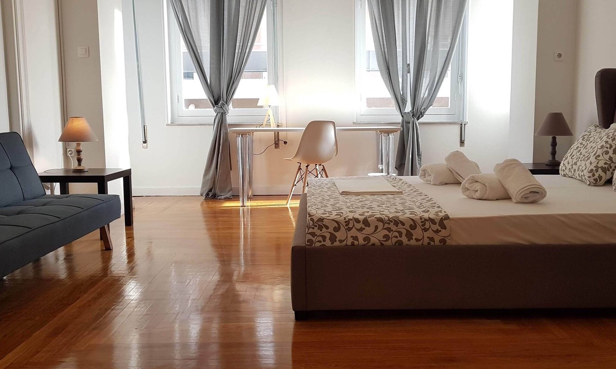 Kypseli Apartment | Ionian Apartment- Athens Center, 6 BD, 2.5 BATH