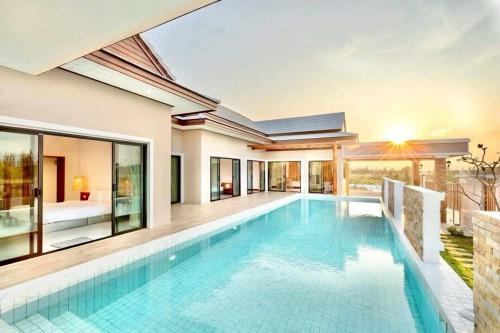 Pak Nam Pran Villa | IRIN Hill Pool Villa Huahin Pranburi