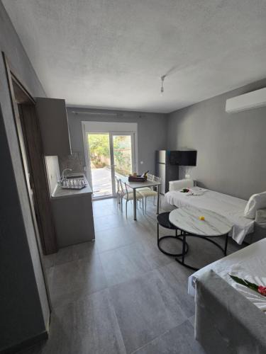 Psakoudia Apartment | Irina's Apartment 10