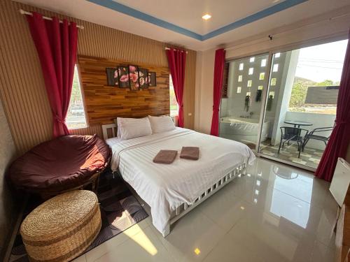 Koh Lan Resort | Jingle Bells Resort Kohlarn