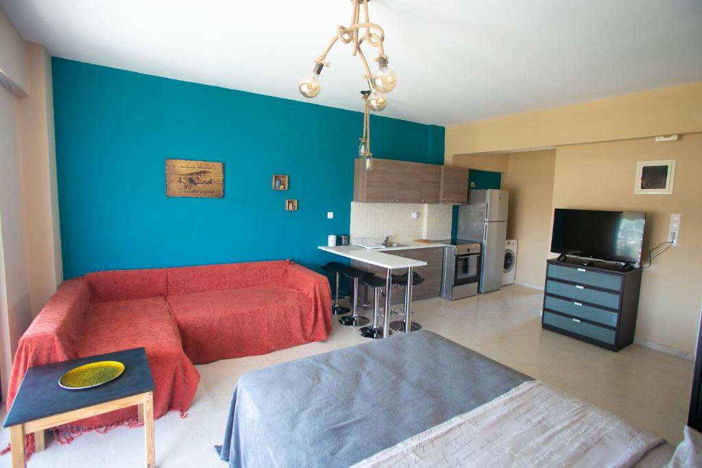 Rafina-Pikermi Apartment | Joanna's studio (Rafina port)