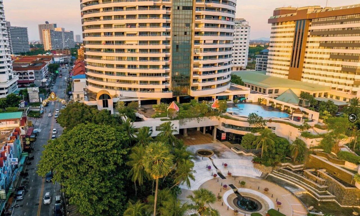 Jomtien Apartment | Jomtien PLAZA Condotel. sleeps 3