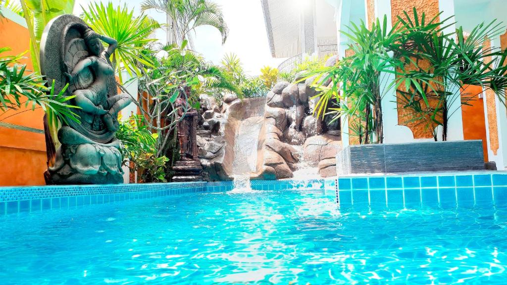 South Pattaya Villa | JOOPLAND Luxury Pool Villa Pattaya Walking Street
