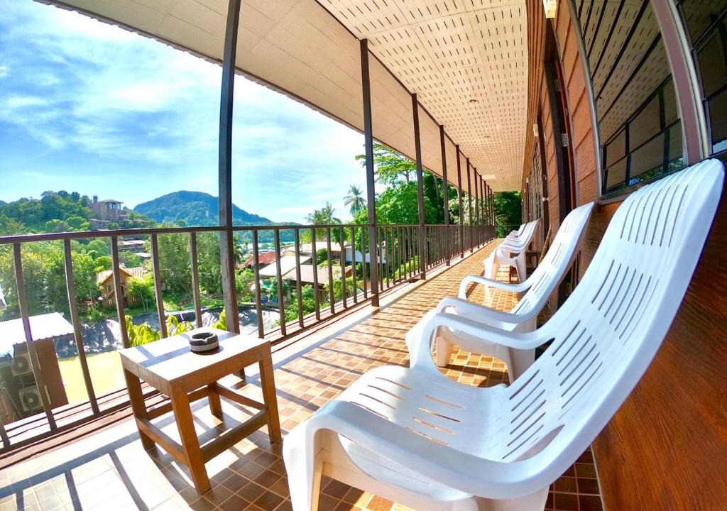 Ko Phi Phi Hotel | JR&GYM Resort