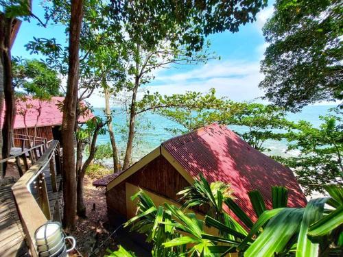 Nuea Khlong House | Jungle Hill Beach Bungalow