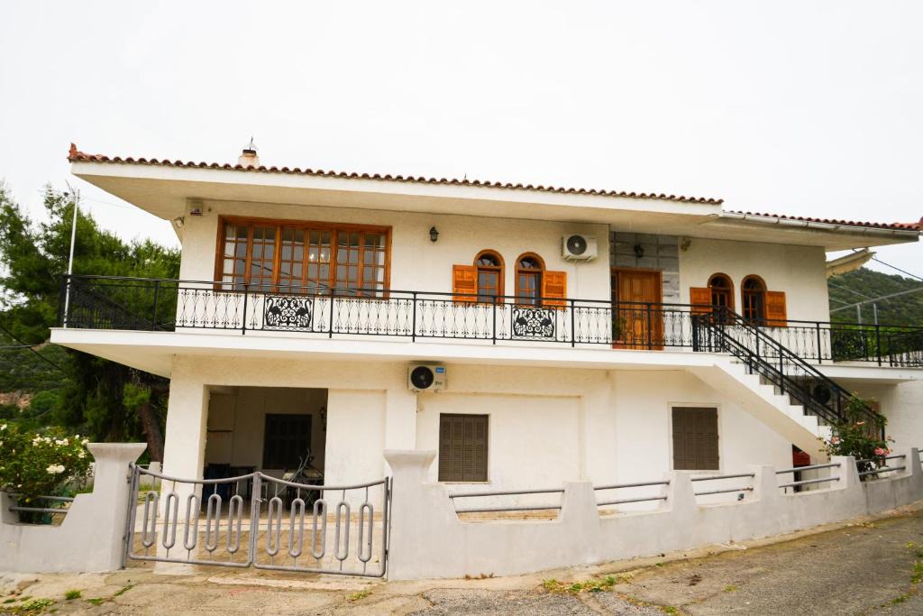 Melissopetra House | Katsoulis Home