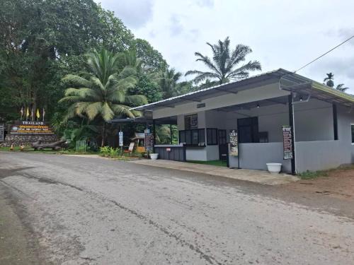 Khlong Sok House | Khao Sok Station Hotel