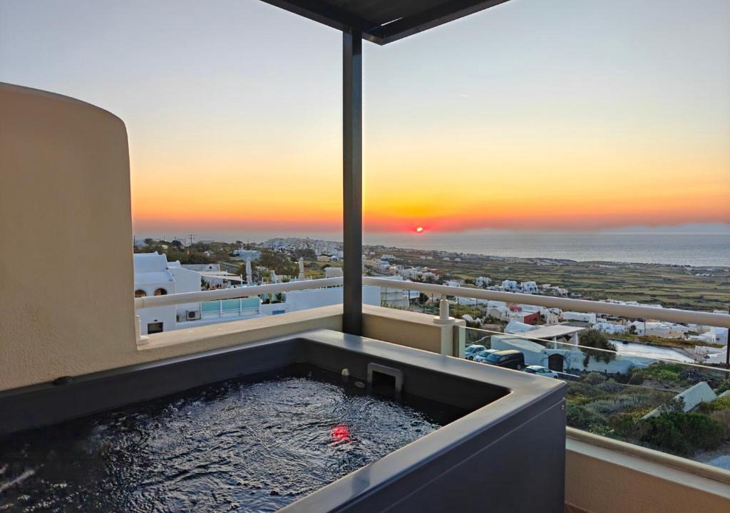 Finikia Apartment | Kiklamino Sunset Suites