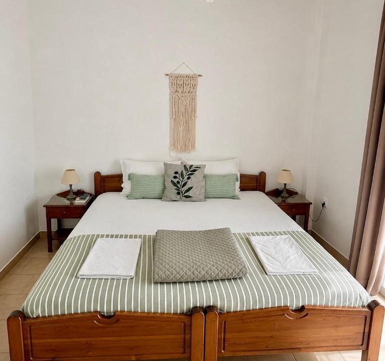 Parikia Apartment | Kirki Rooms on the Hill