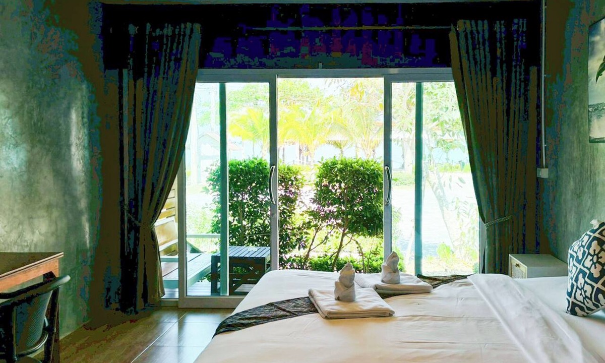 Khanom Hotel | Klang Aow Resort