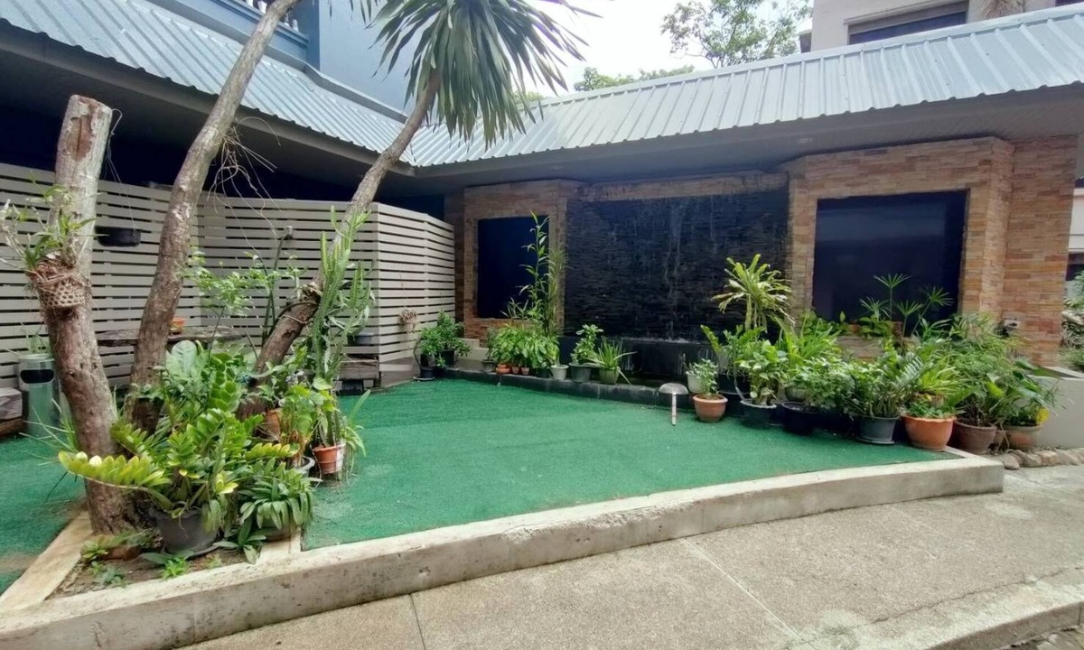 Bang Phlat Hotel | Komol Residence Bangkok