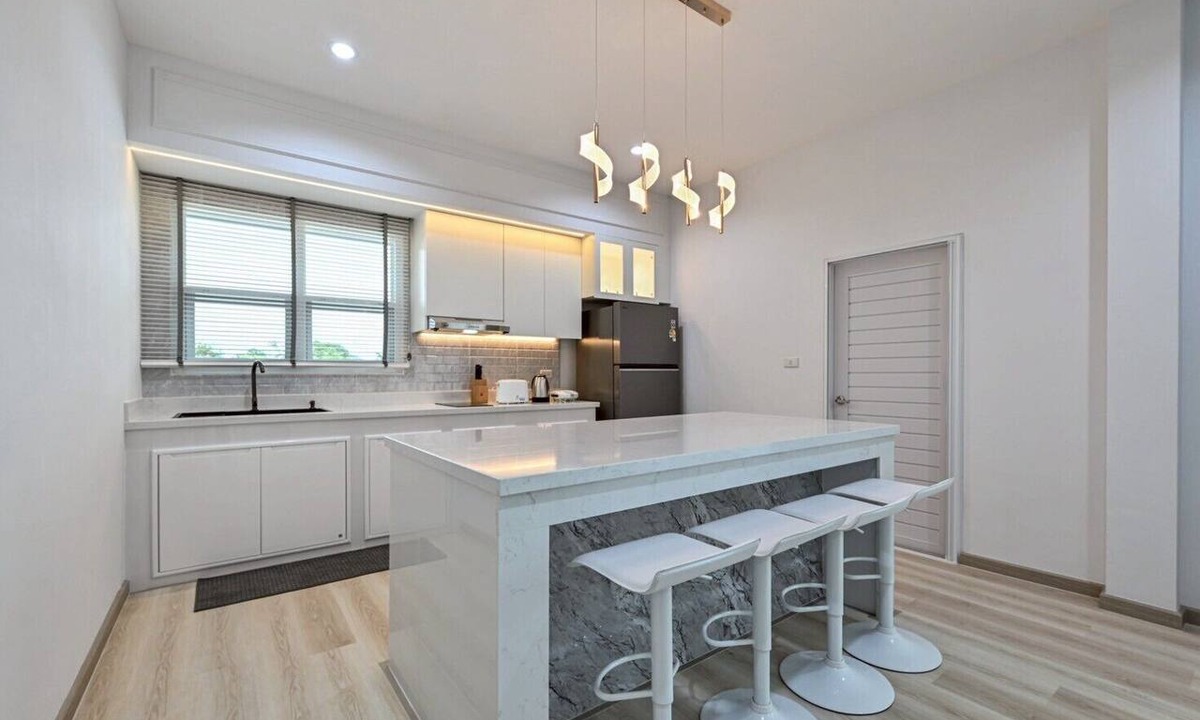 Sattahip Villa | Konmek Poolvilla
