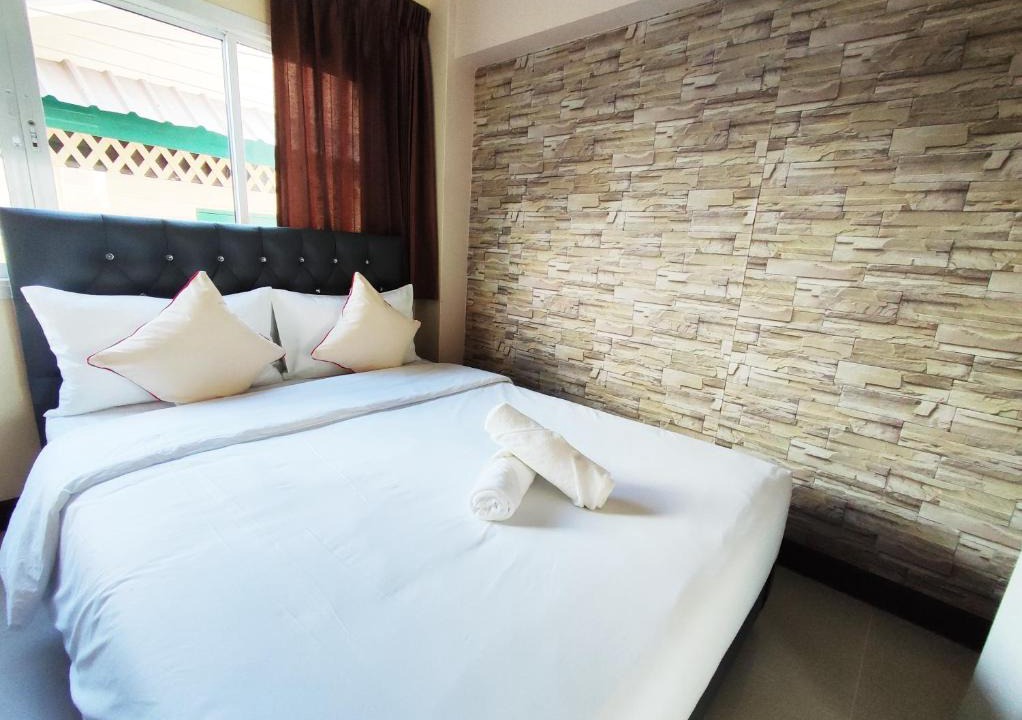 Chana Songkhram Hotel | KS HOUSE
