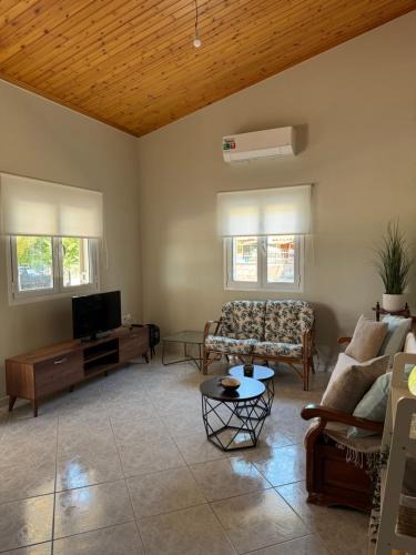 Zacharo House | Kymata Sea View Retreat