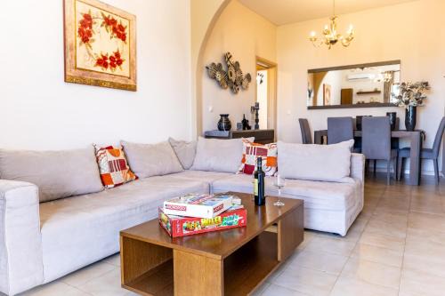 Kiparissia House | Kyparissia Bliss