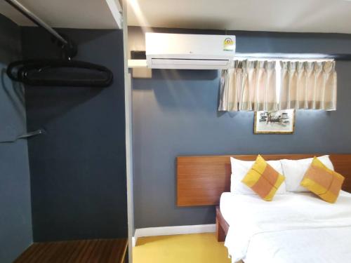 Wua Lai Hotel | L'NER chiang mai