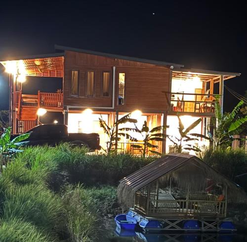 Buriram House | Lakeside Thai wooden House