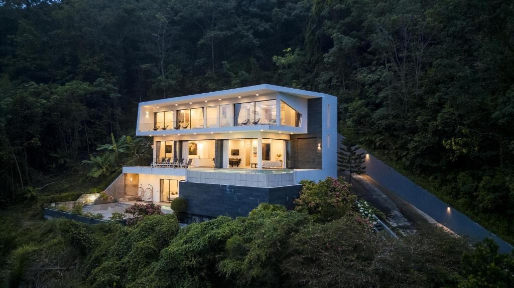 Pa Klok Villa | Lapista 6 Bedroom Luxury Vila