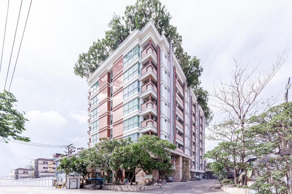 Samae Dam Hotel | Latin Garden Hotel