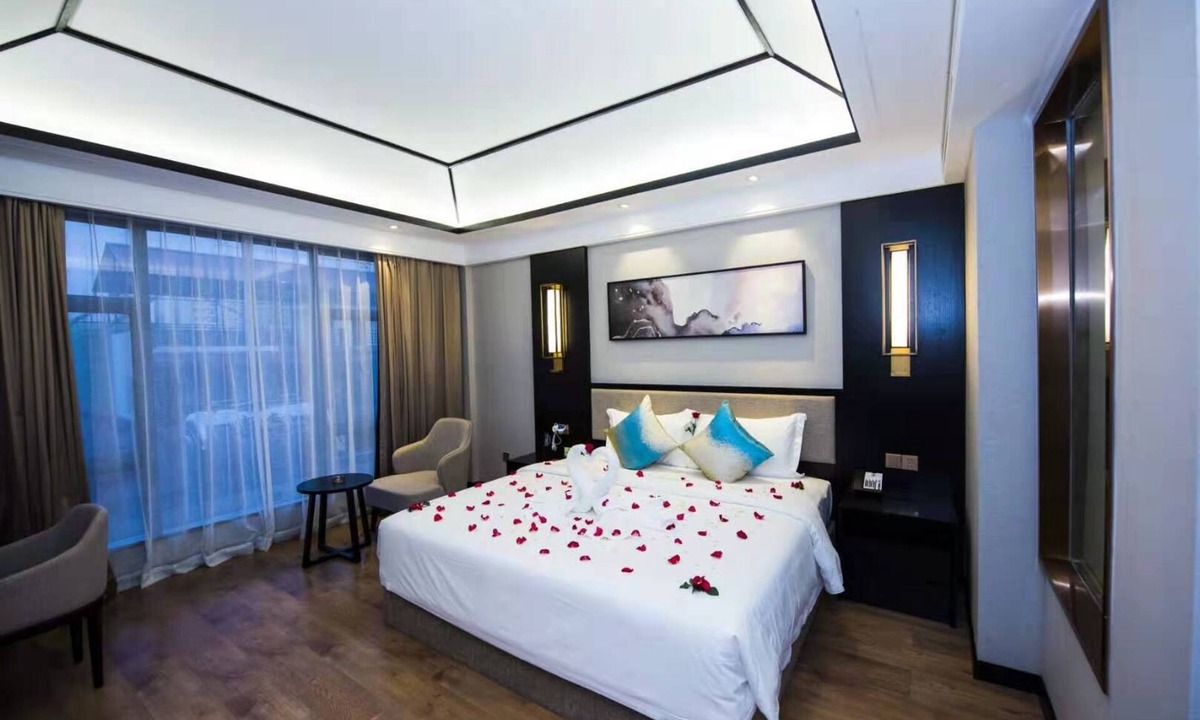 Mittakpheap Hotel | Le Chen Miiya Hotel