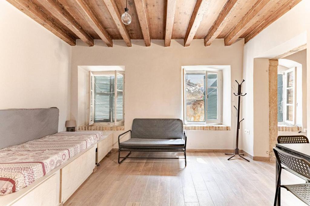 Old Town Apartment | Lemonia apartment Old Town