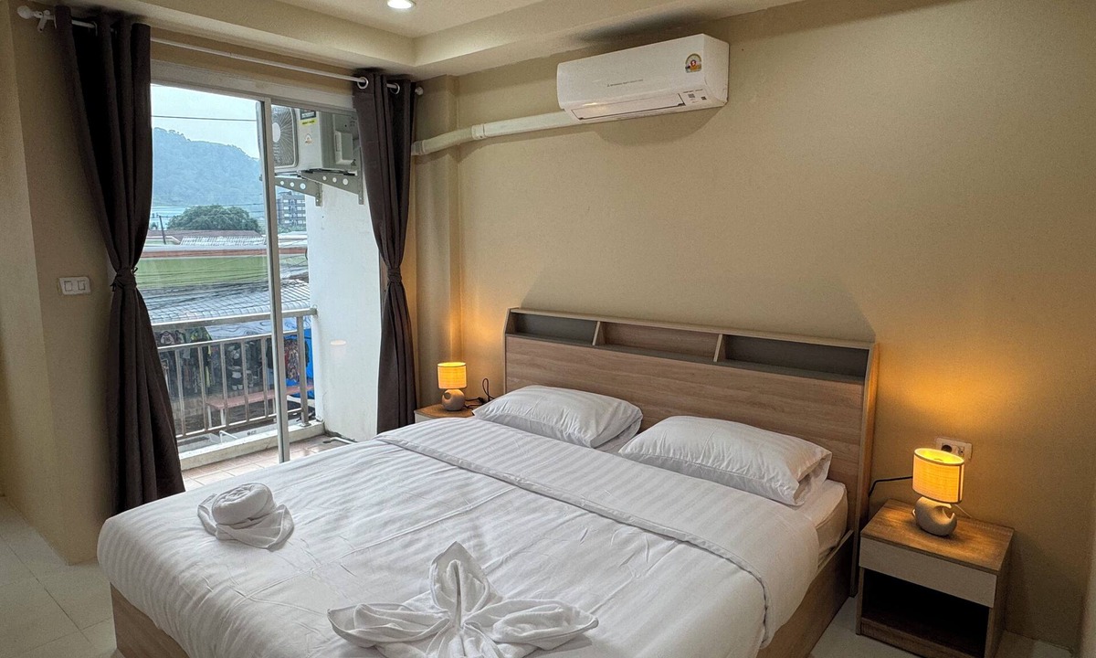 Patong Hotel | Lexis Residence - Newly Renovated Rooms