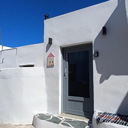 Apollonia Apartment | Little House