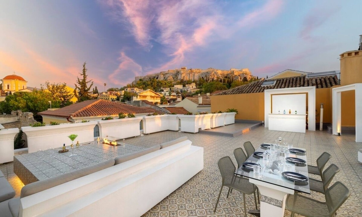 Thissio House | Live Your Myth | Villa with Acropolis View Plaka