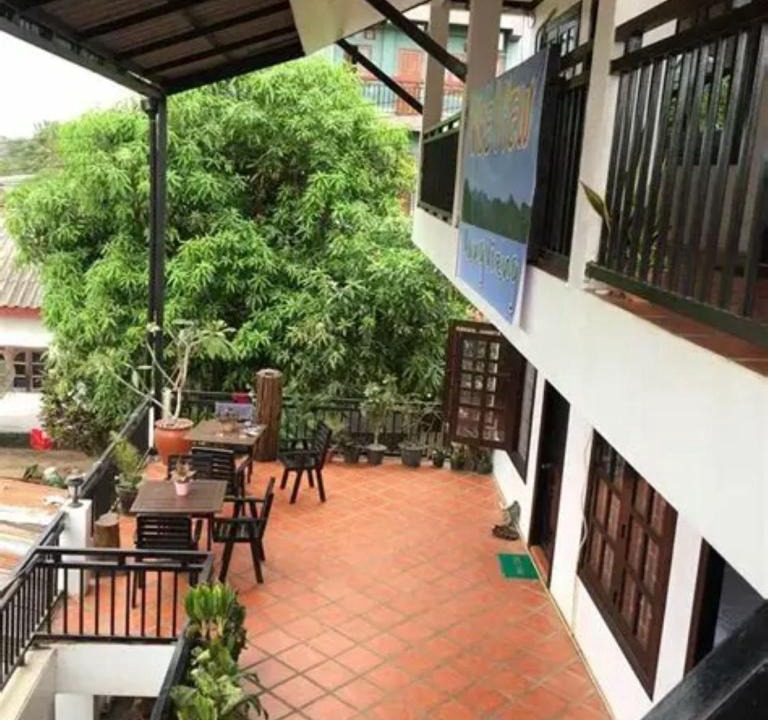 Vang Vieng House | Local Guesthouse