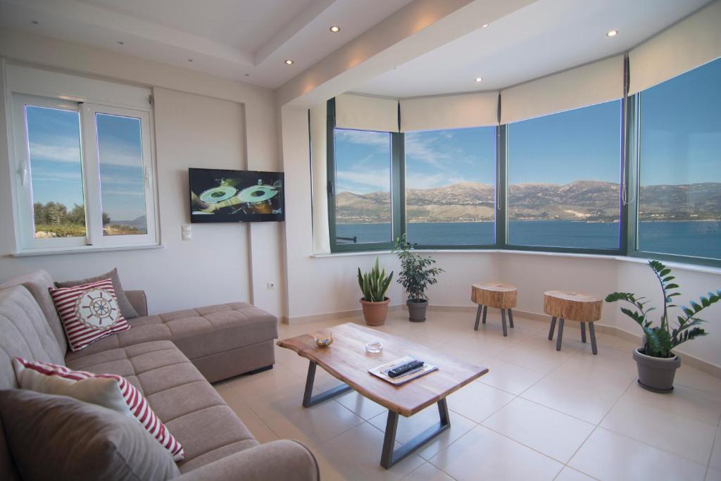 Kefalonia Apartment | Loggos view apartments