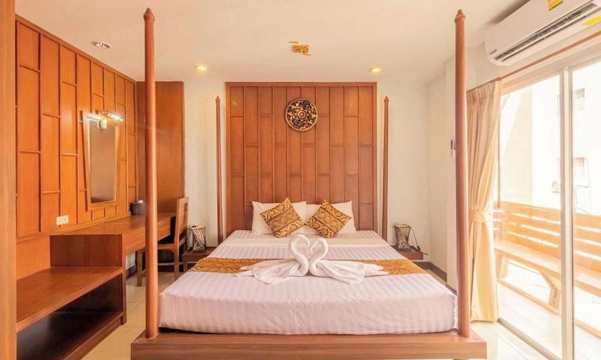 Patong Hotel | Lotus Hotel Patong