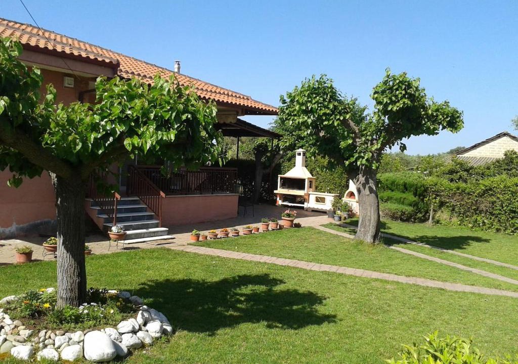 West Achaea Apartment | Lovely cottage with garden !