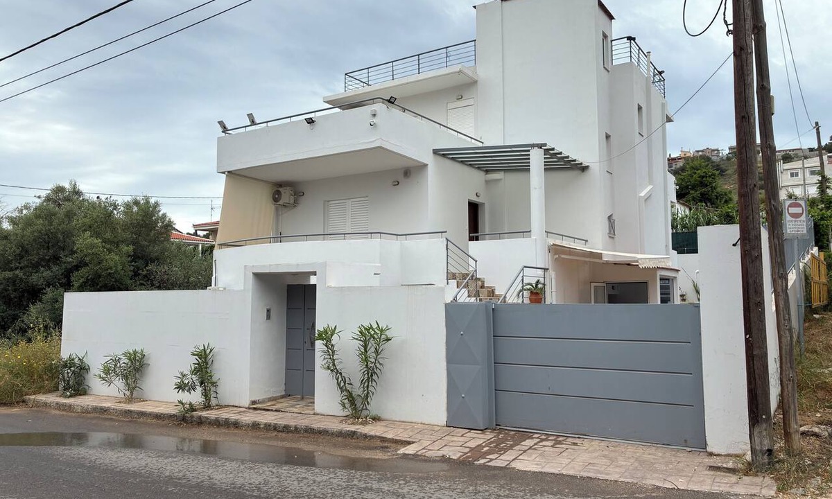Saronikos Apartment | Lovely very bright semibasement apartment with 2 bedrooms, double and tween