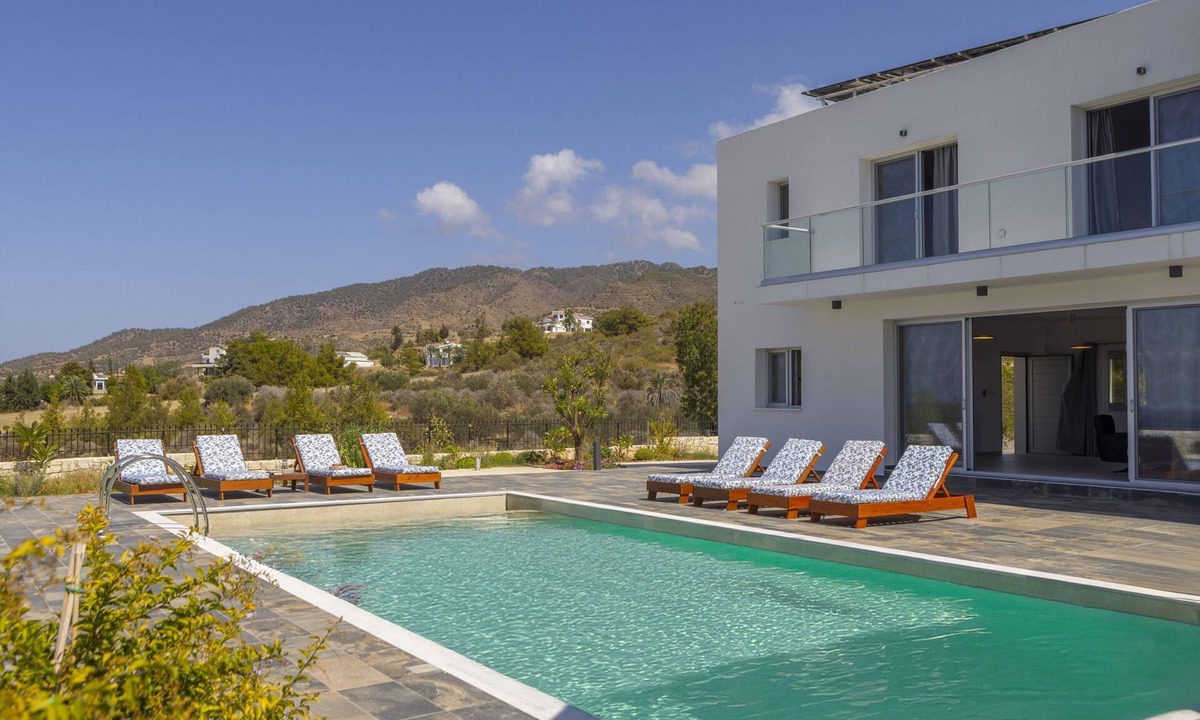 Ayia Marina Chrysochous Villa | Luna Mare in Agia Marina Chrysochous