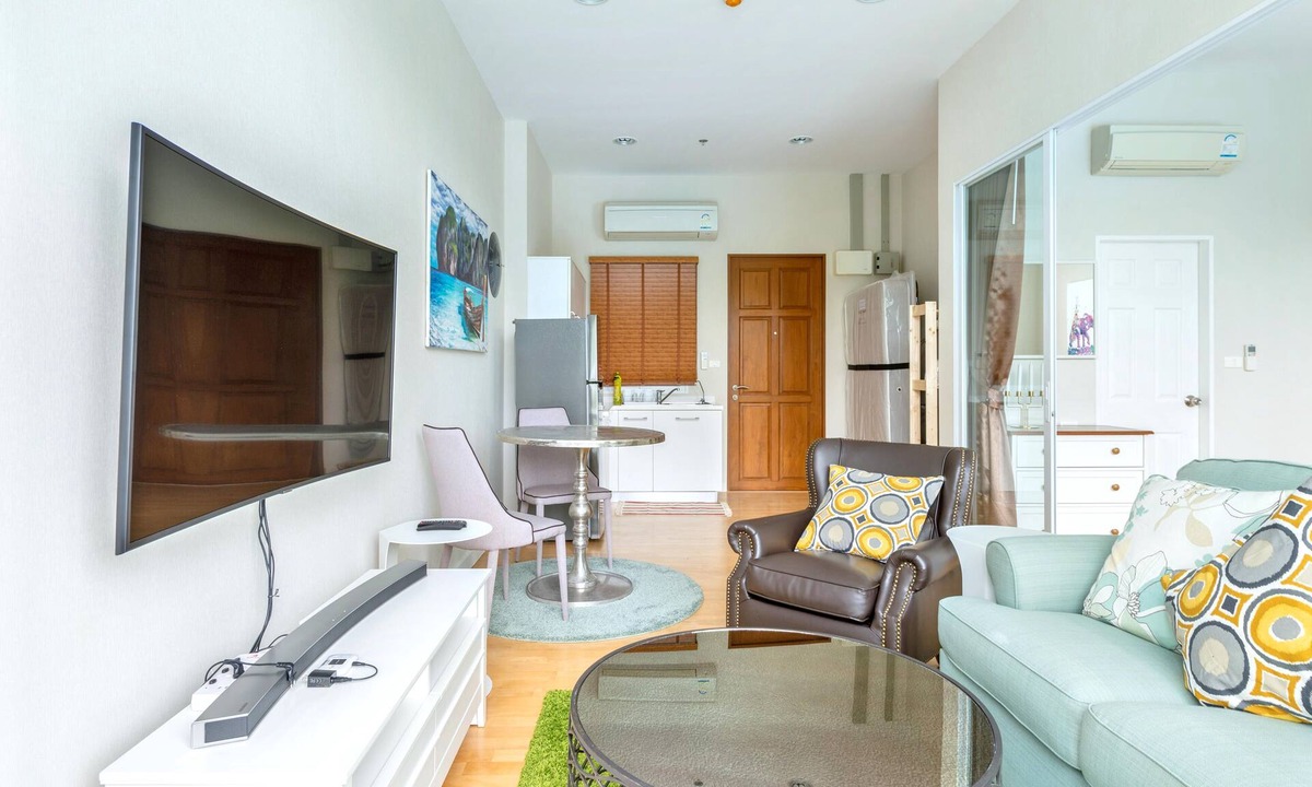 Hua Hin Condo | Luxurious Ground Floor Condo with Pool Access in Hua Hin