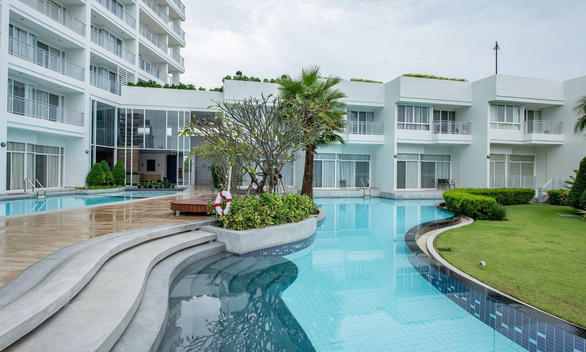 Hua Hin Apartment | Luxury 2-Bedroom Apartment High Floor with Ocean Views in Cha-Am, Hua Hin