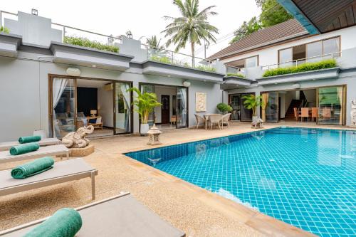 Patong Villa | Luxury 4BR Villa with Pool & Ocean Views on Patong