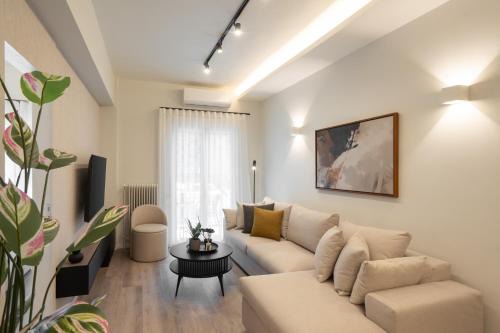 Kaisariani Apartment | Luxury Design Apartment in the Heart of Pagrati