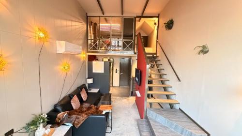 Silom Villa | Luxury Loft Villa 3BR Sleeps 10 Near BTS Silom