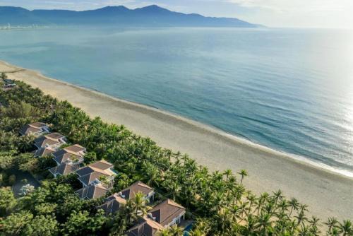 Ngu Hanh Son Resort | Luxury Private Pool Villas at Village Danang Resort