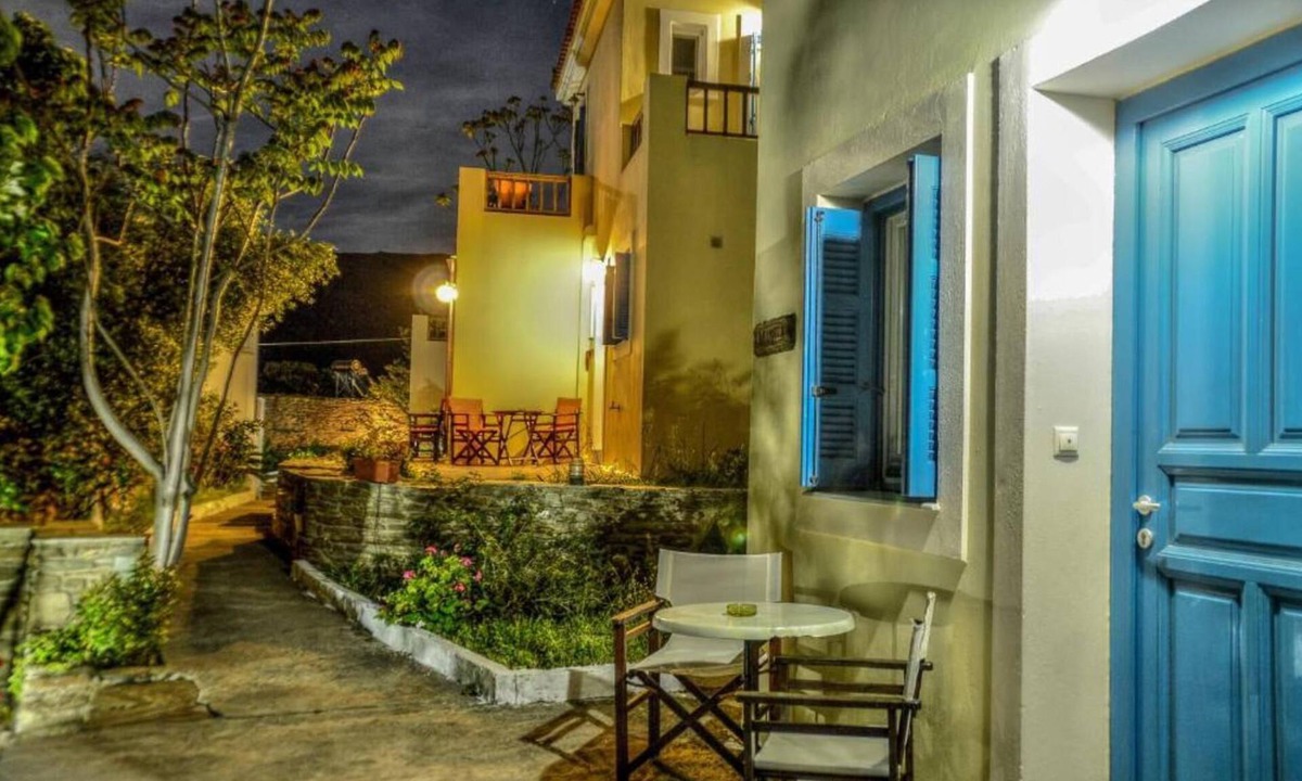 Andros Apartment | Mainades Studio - Evrypyli Serene Escape in Andros