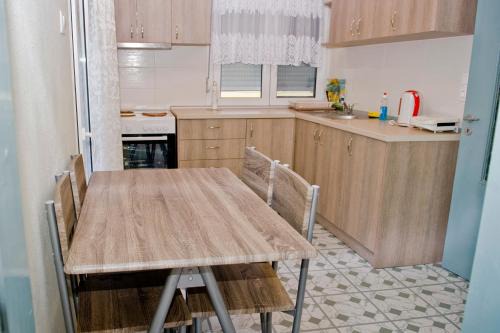 Makri Apartment | Makri square apartment