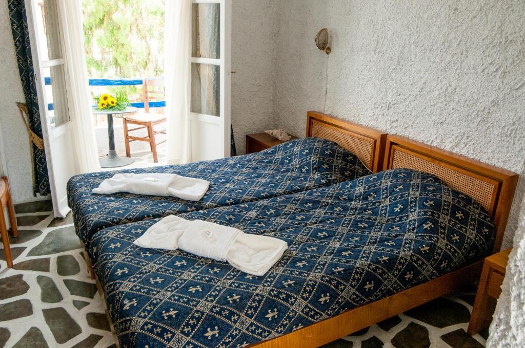 Galissas Hotel | Manousos' Rooms