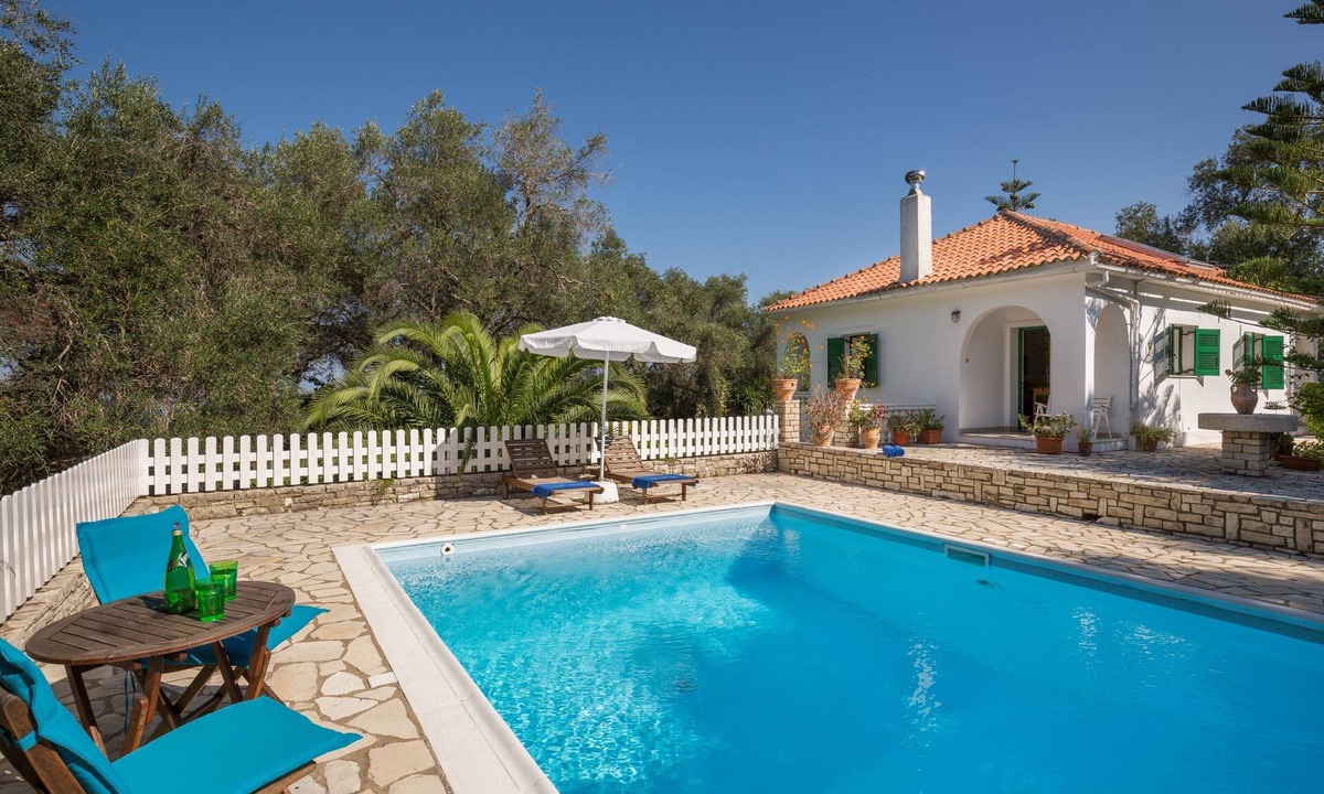 Magazia Villa | Maria Villa: A Blissful Sanctuary by the Sea